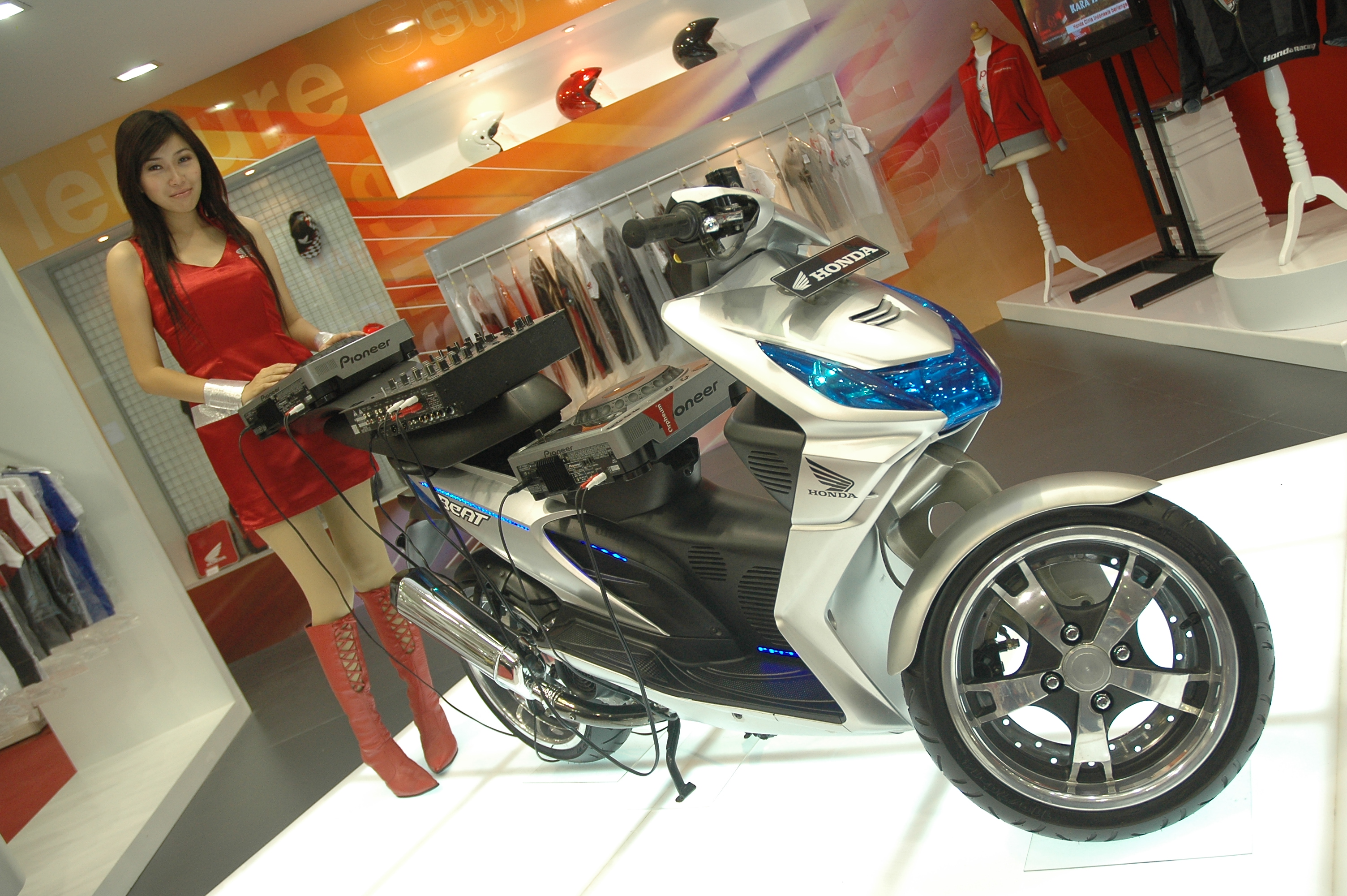 Wery Sepeda Motor BESAR MOBIL DAN PICTURES Modifikasi Std Honda